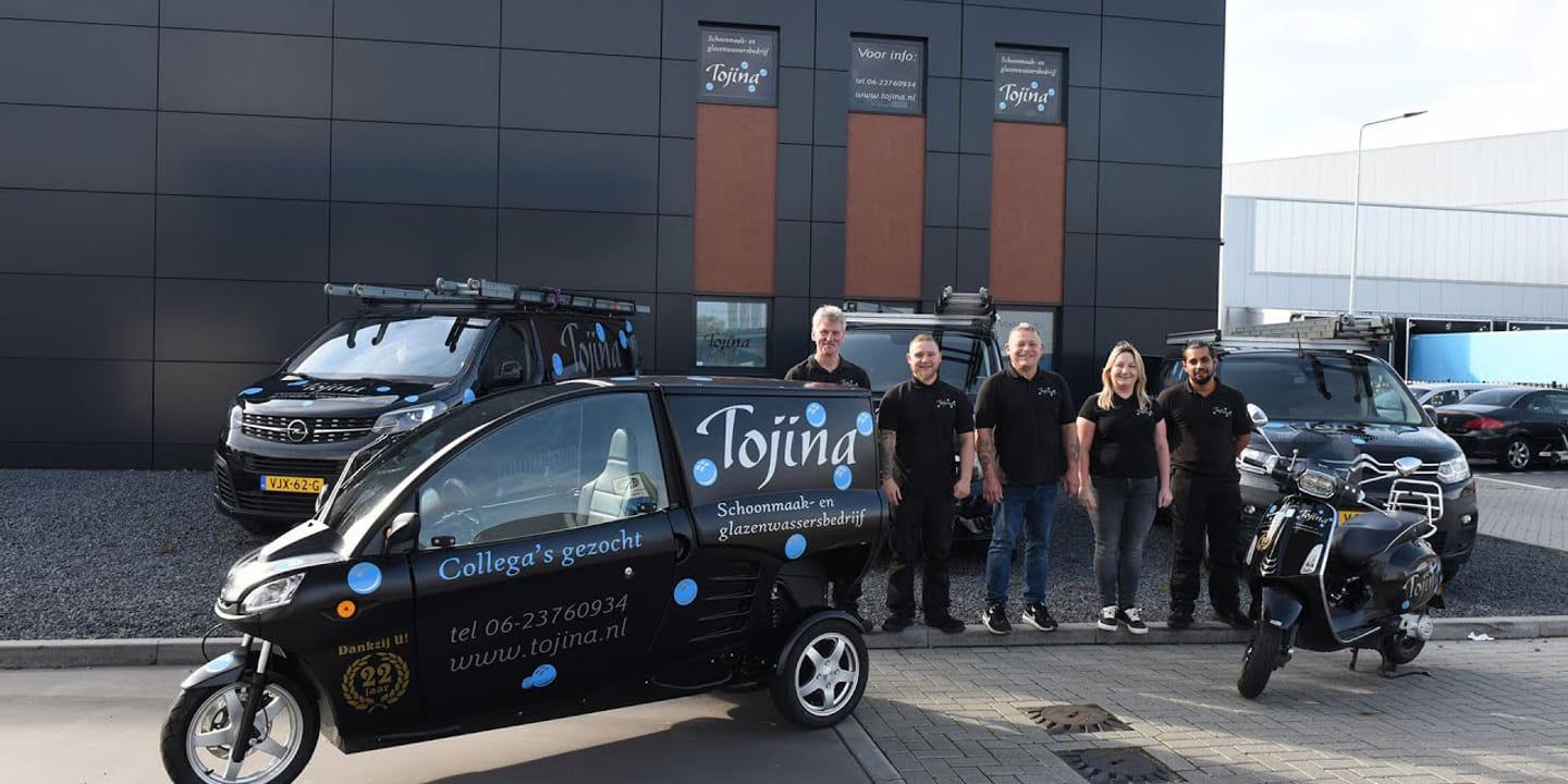 Schoonmaakbedrijf Tojina rijdt langs alle klanten met een elektrische Carver Cargo