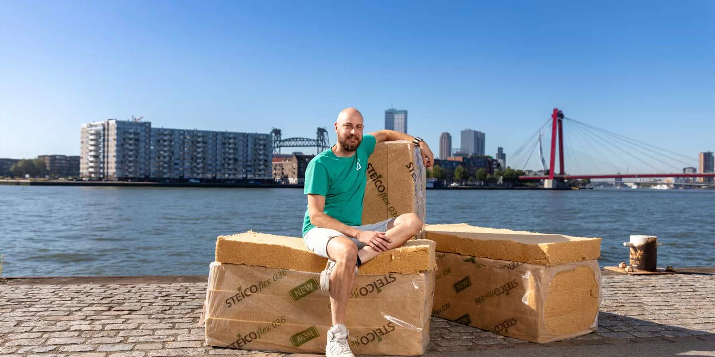 Joost van der Waal van Isoleerbewust isoleert Rotterdamse huizen met ecologische materialen