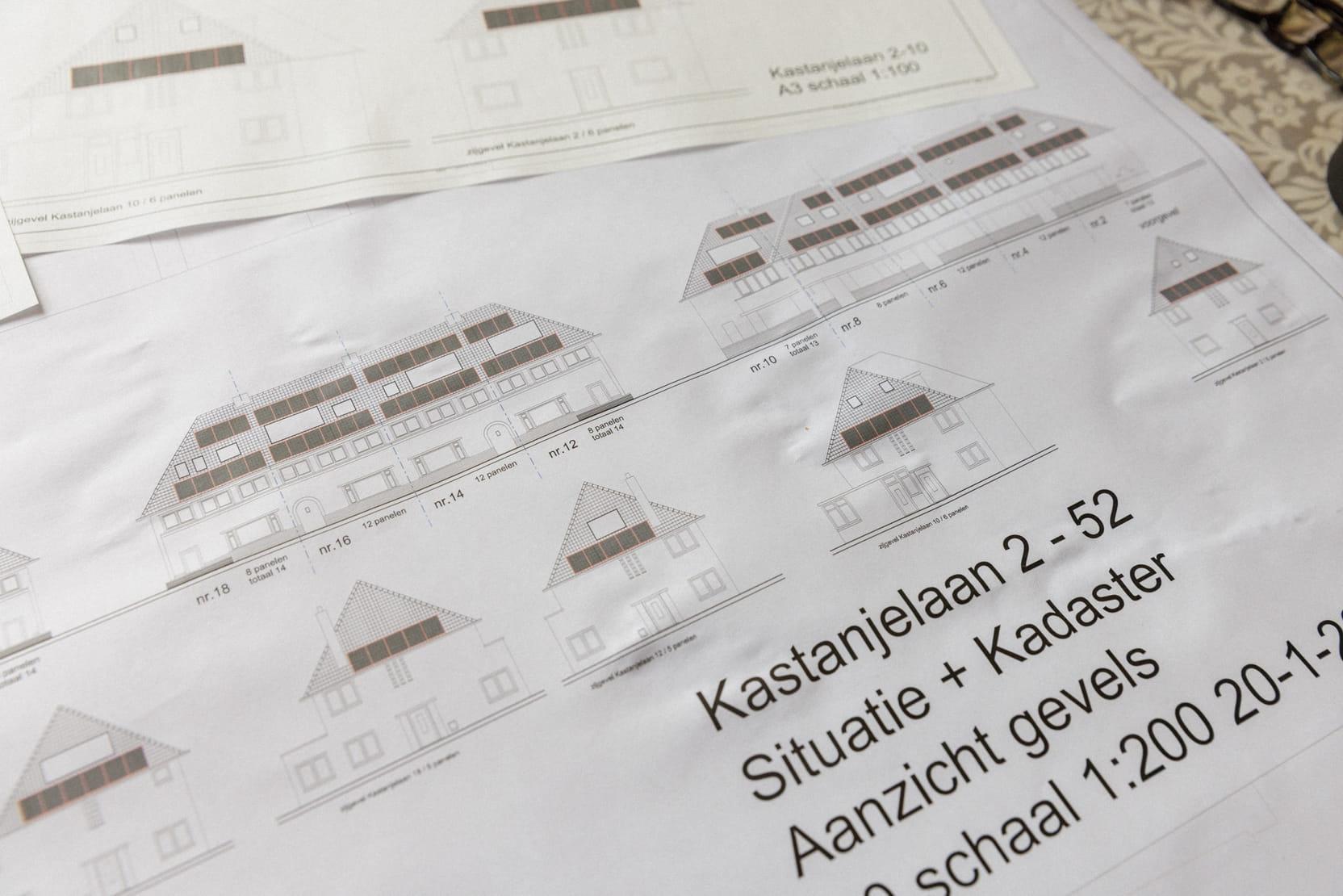 Bouwtekening van de zonnepanelen op de daken van de Kastanjelaan-huizen in Hilversum.